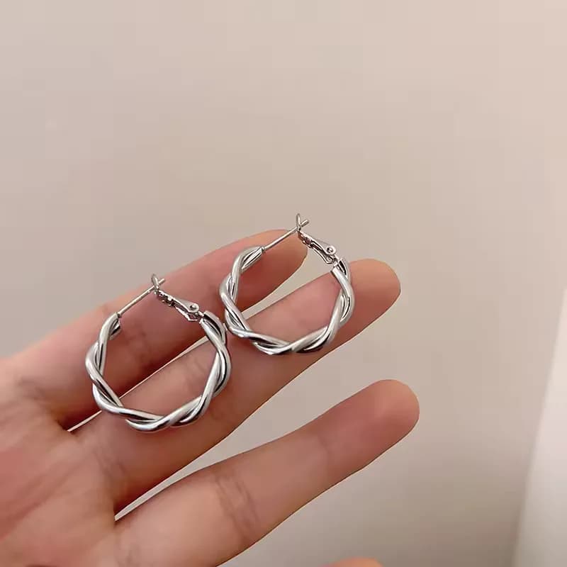 StellaChain Star Link Earrings